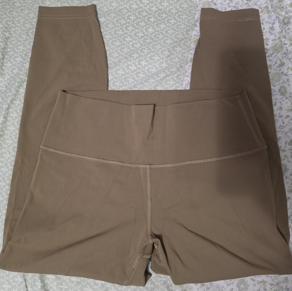 Lululemon Tan Leggings
